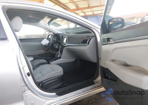 2018 Hyundai Elantra Sel z USA, uszkodzony, nr VIN 5NPD84LF0JH227923